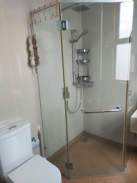 Servis Apartment untuk Disewa di Danau Kota Suite Apartments - Kelly Kok - Bathroom - PropertyGuru.com.my