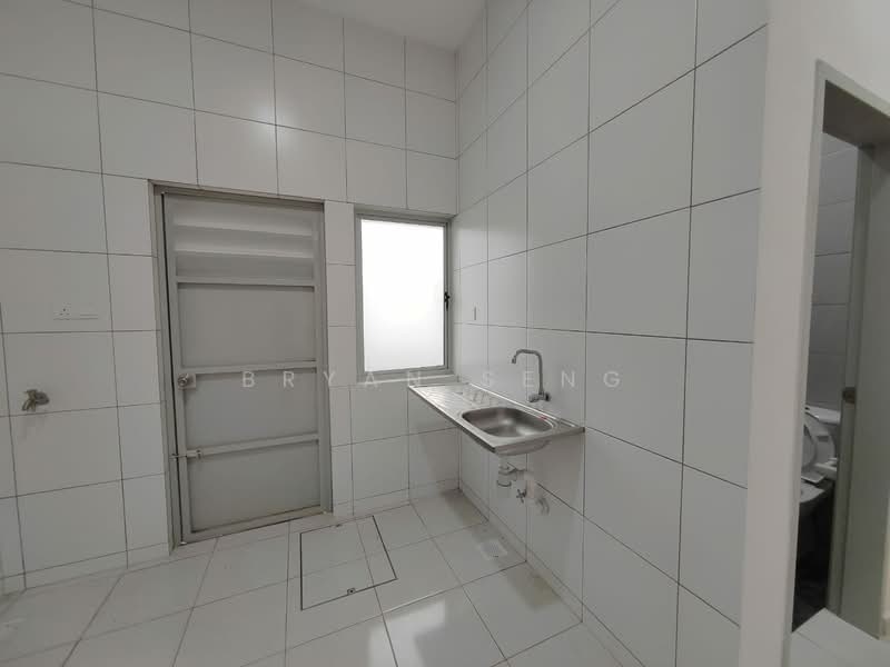 Rumah Teres 1 Tingkat untuk Disewa di Kulai (Johor) - Bryan Seng - Kitchen - PropertyGuru.com.my