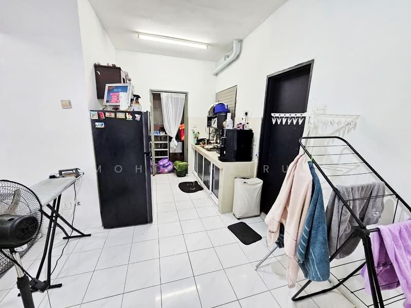 Apartment for Sale at Vista Impiana - Mohd Khairul Amilin - Kitchen - PropertyGuru.com.my
