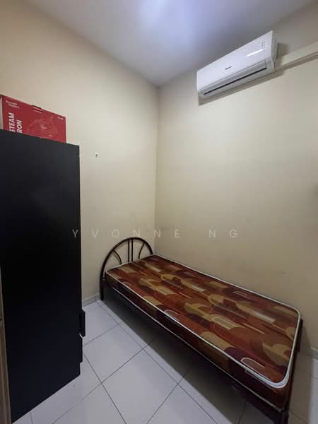 Servis Apartment untuk Disewa di Jentayu Residensi @ Tampoi - Yvonne Ng - Bedroom - PropertyGuru.com.my