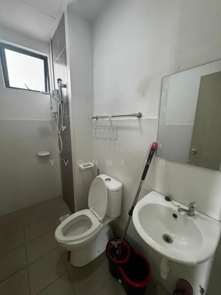 Servis Apartment untuk Disewa di Jentayu Residensi @ Tampoi - Yvonne Ng - Bathroom - PropertyGuru.com.my