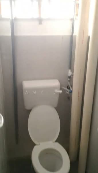 Shop / Office for Sale in Seremban (Negeri Sembilan) - Amy Lim - Bathroom - PropertyGuru.com.my
