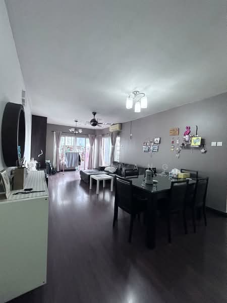 Condominium for Sale at Amadesa Resort Condominium - Y M Phang - Living Room - PropertyGuru.com.my