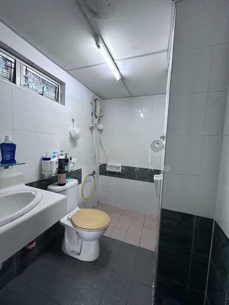 Condominium for Sale at Amadesa Resort Condominium - Y M Phang - Bathroom - PropertyGuru.com.my