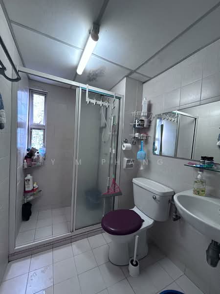 Condominium for Sale at Amadesa Resort Condominium - Y M Phang - Bathroom - PropertyGuru.com.my