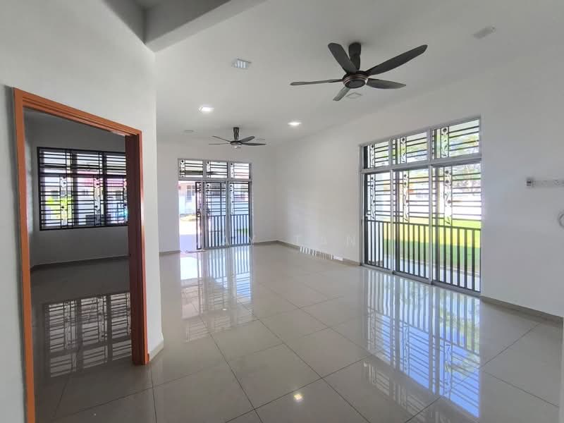Terraced House for Sale in Kluang (Johor) - May Tan - Living Room - PropertyGuru.com.my
