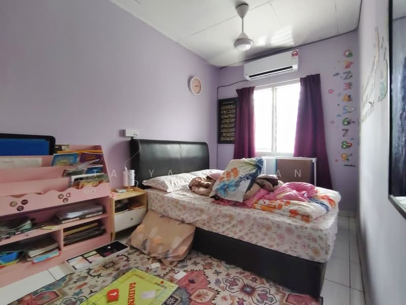 Rumah Teres 2 Tingkat untuk Dijual di Bandar Tasik Puteri (Rawang) - Tasya Ruslan - Bedroom - PropertyGuru.com.my
