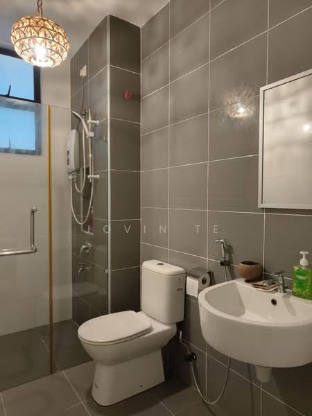 Servis Apartment untuk Disewa di The Platino Serviced Apartment - Jovin Te - Bathroom - PropertyGuru.com.my