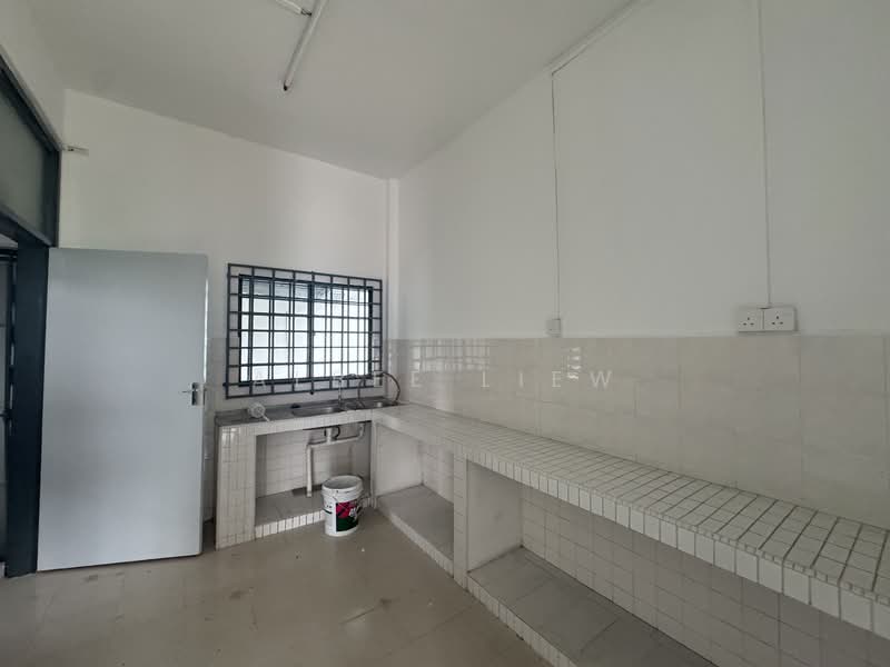 Bungalow for Rent in Taman Kebun Teh (Johor Bahru) - Albee Liew - Kitchen - PropertyGuru.com.my