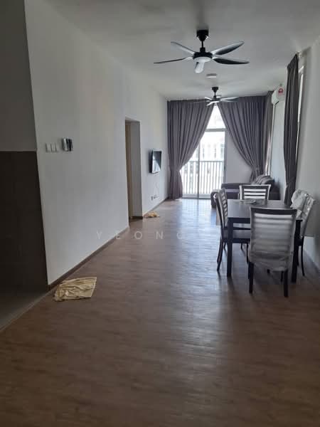 Kondominium untuk Disewa di Lakefront Homes - Yeong . - Living Room - PropertyGuru.com.my