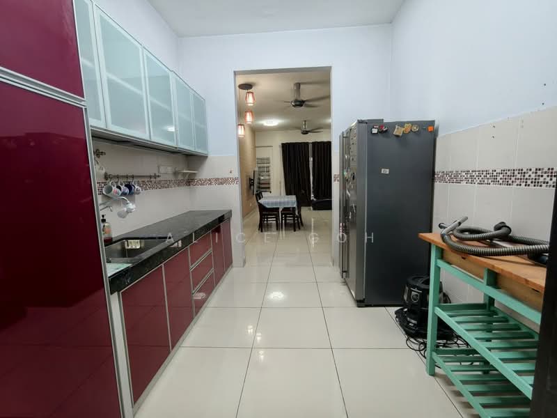 2-storey Terraced House for Sale in Taman Nusa Idaman (Iskandar Puteri (Nusajaya)) - Alice Goh - Kitchen - PropertyGuru.com.my
