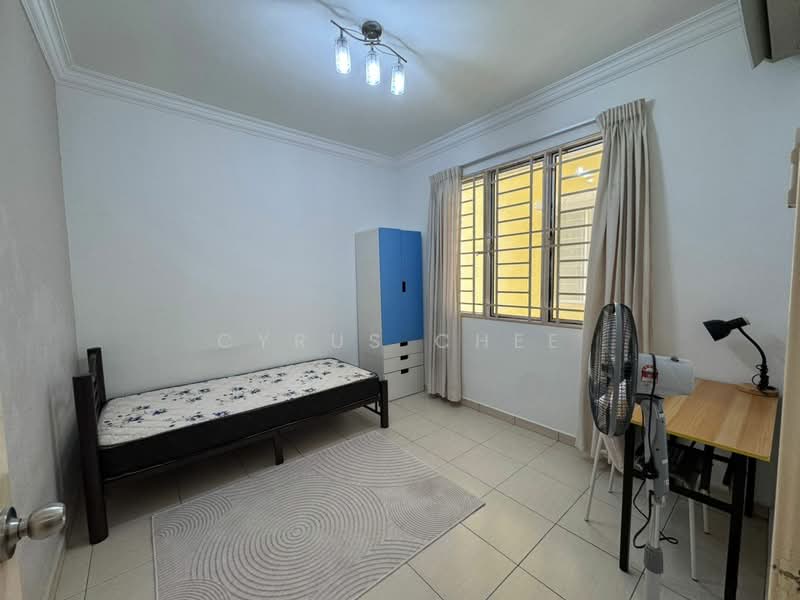 Condominium for Sale at Platinum Lake PV 10 - Cyrus Chee - Bedroom - PropertyGuru.com.my