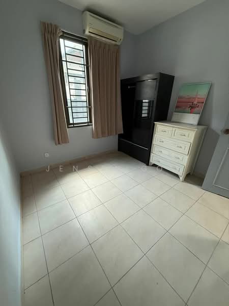 Cluster House for Rent in Austin Heights (Tebrau) - Jensen Goh - Bedroom - PropertyGuru.com.my