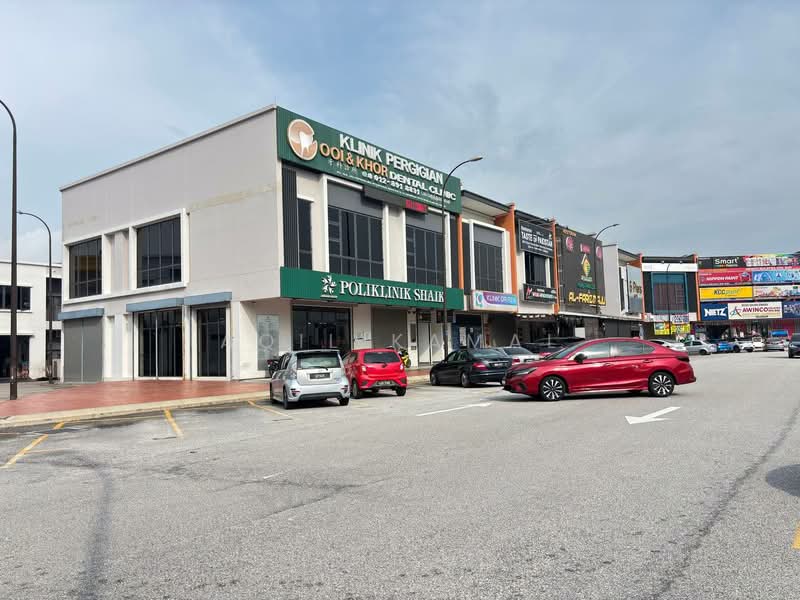 Shop / Office for Sale in Seksyen 35 (Shah Alam) - Aqil Kamal - Exterior - PropertyGuru.com.my