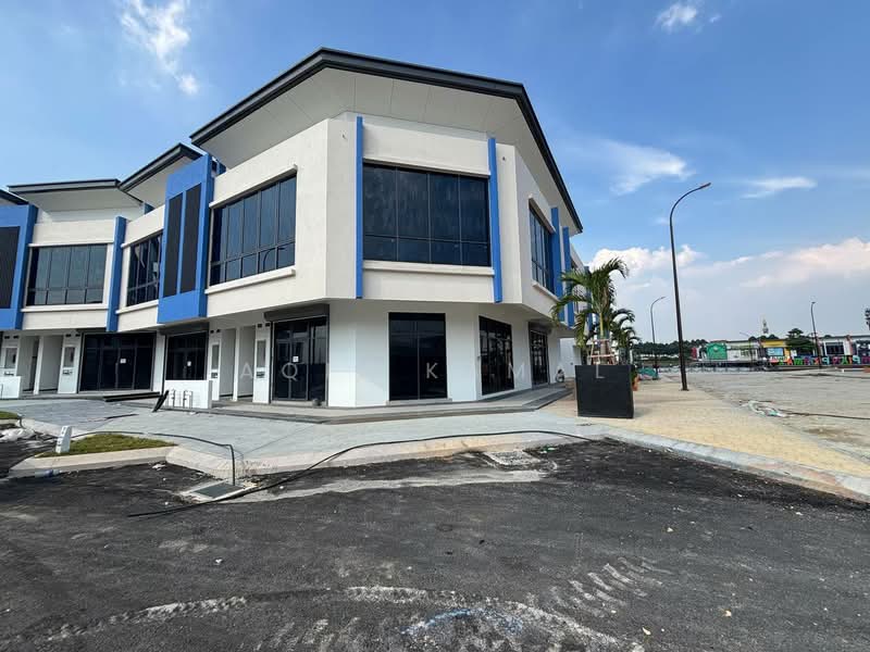 Shop / Office for Sale in Seksyen 35 (Shah Alam) - Aqil Kamal - Exterior - PropertyGuru.com.my