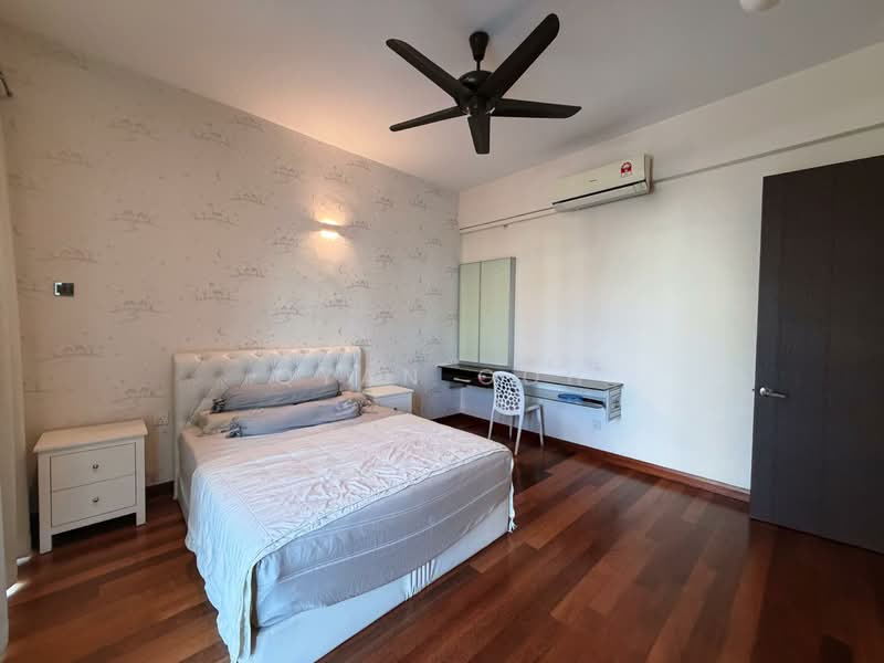 Rumah Berkembar untuk Dijual di Bay Garden (Bayan Lepas) - Qyan Goh - Bedroom - PropertyGuru.com.my