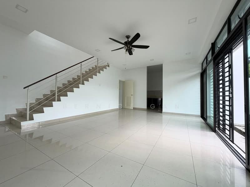 Cluster House for Sale in Taman Adda Heights (Tebrau) - Bernice Gan - Living Room - PropertyGuru.com.my