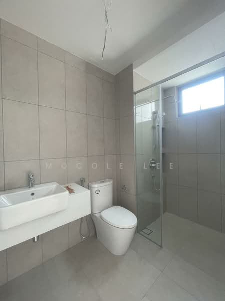 Kondominium untuk Dijual di Mezzo - Mocole Lee - Bathroom - PropertyGuru.com.my