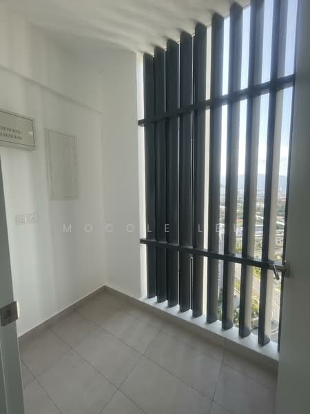 Kondominium untuk Dijual di Mezzo - Mocole Lee - Balcony - PropertyGuru.com.my