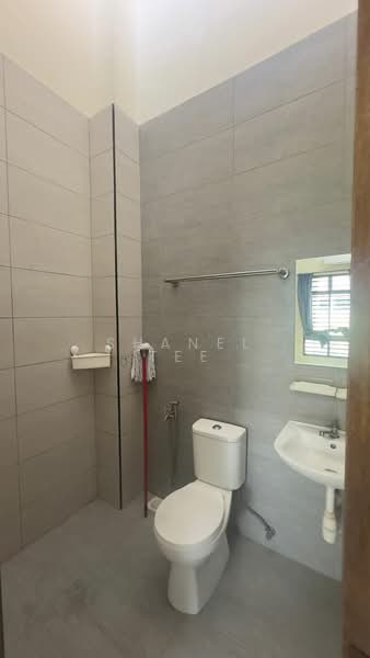 1-storey Terraced House for Rent in Kluang (Johor) - Shanel Tee - Bathroom - PropertyGuru.com.my