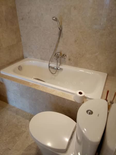 Servis Apartment untuk Dijual di Hampshire Place - Gan Koon Chuan - Bathroom - PropertyGuru.com.my