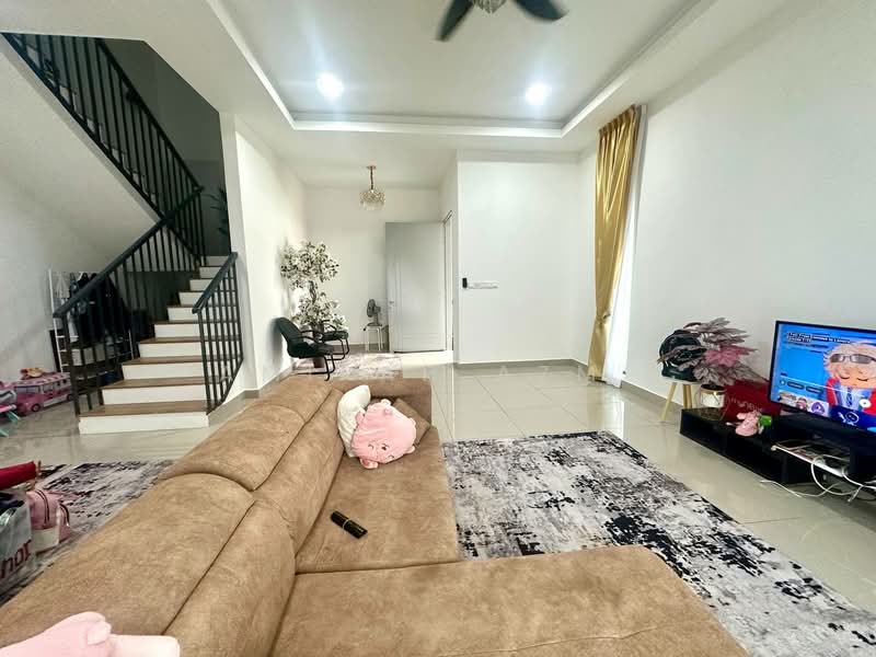 Rumah Berkembar untuk Dijual di Seksyen U10 (Shah Alam) - Amirah Azmi - PropertyGuru.com.my