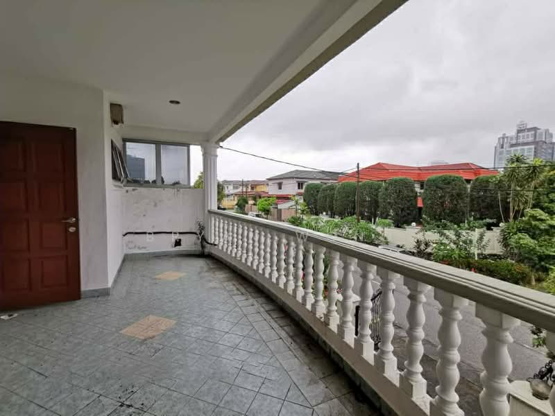Rumah Teres 2 Tingkat untuk Dijual di SS 21, Damansara Utama (Petaling Jaya) - Bryan Wong - Balcony - PropertyGuru.com.my