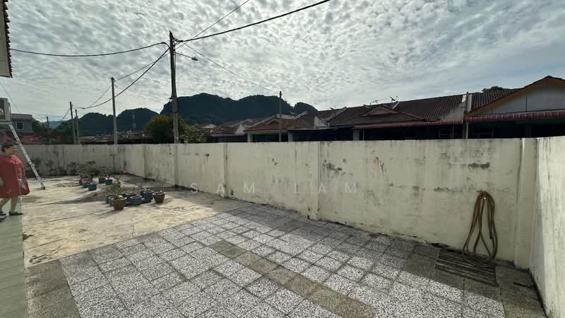 1-storey Terraced House for Sale in Taman Perpaduan Koperasi (Tambun) - Sam Lam - Exterior - PropertyGuru.com.my