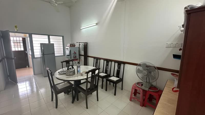 1-storey Terraced House for Sale in Taman Perpaduan Koperasi (Tambun) - Sam Lam - Interior - PropertyGuru.com.my