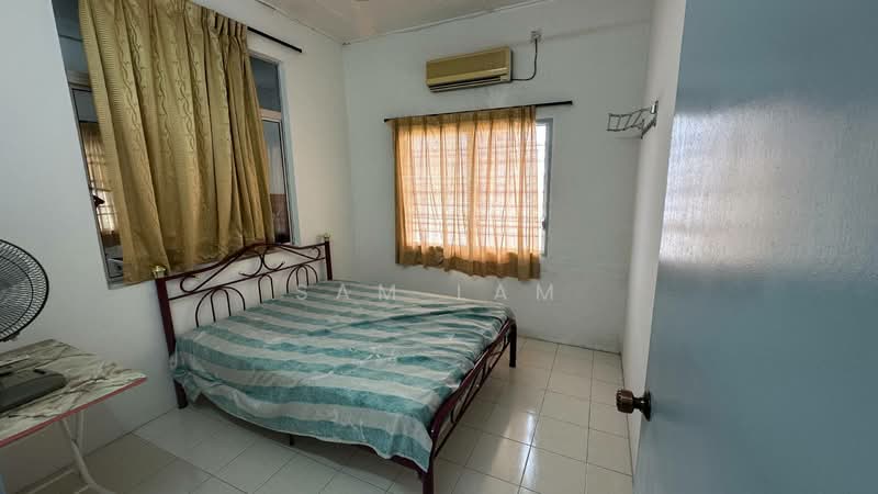 1-storey Terraced House for Sale in Taman Perpaduan Koperasi (Tambun) - Sam Lam - Bedroom - PropertyGuru.com.my