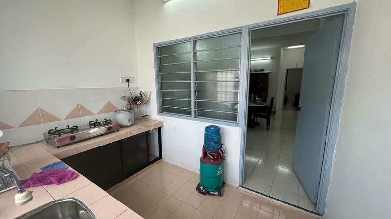 1-storey Terraced House for Sale in Taman Perpaduan Koperasi (Tambun) - Sam Lam - Kitchen - PropertyGuru.com.my