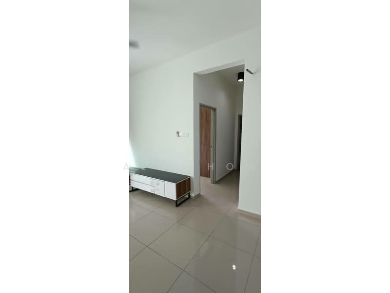 Servis Apartment untuk Disewa di Seasons Amara Larkin - Alex How - Living Room - PropertyGuru.com.my