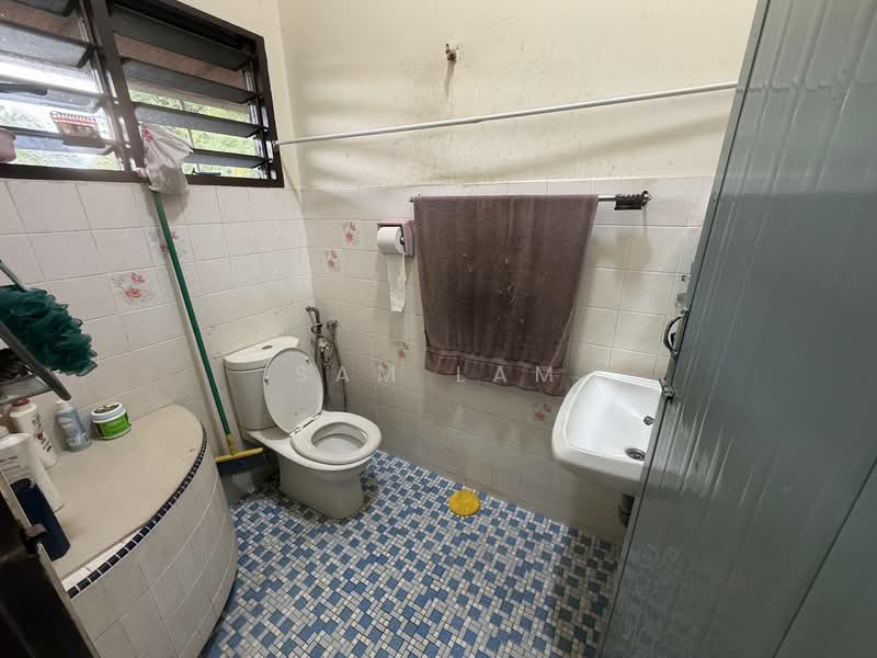 Bungalow for Sale in Tambun (Perak) - Sam Lam - Bathroom - PropertyGuru.com.my