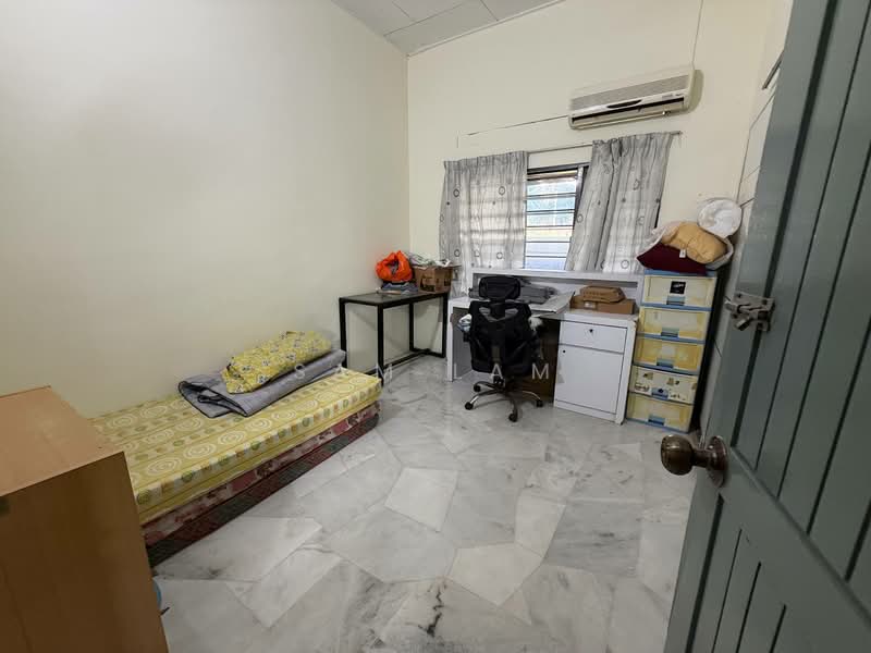 Bungalow for Sale in Tambun (Perak) - Sam Lam - Bedroom - PropertyGuru.com.my