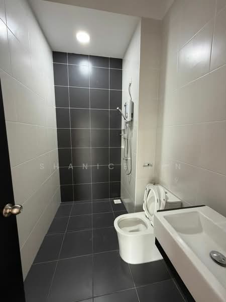 Cluster House for Rent in Eco Botanic (Iskandar Puteri (Nusajaya)) - Shanice Tan - Bathroom - PropertyGuru.com.my