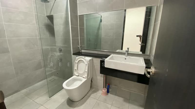Rumah Teres 2 Tingkat untuk Dijual di Shah Alam (Selangor) - Reena Sarif - Bathroom - PropertyGuru.com.my