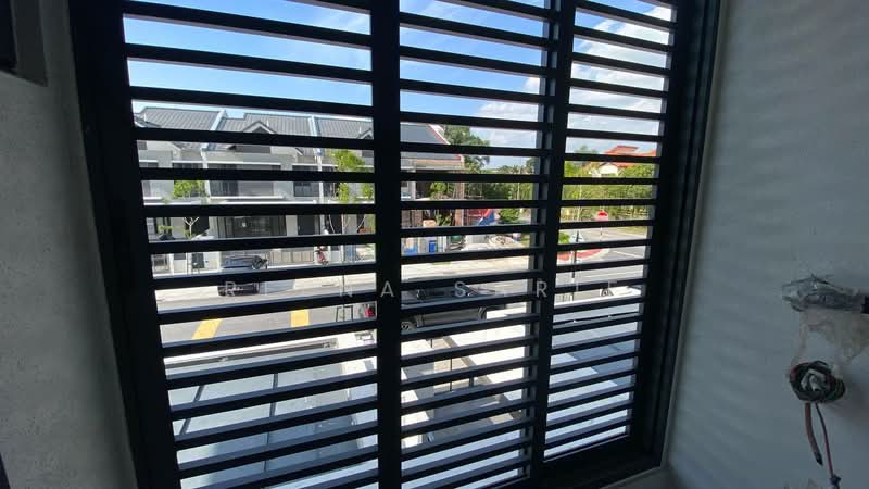 Rumah Teres 2 Tingkat untuk Dijual di Shah Alam (Selangor) - Reena Sarif - Exterior - PropertyGuru.com.my