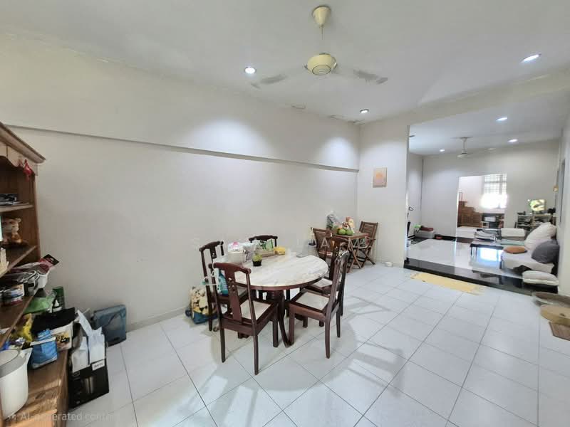 1-storey Terraced House for Sale in Taman Canning (Ipoh) - Sam Lam - Dining Room - PropertyGuru.com.my