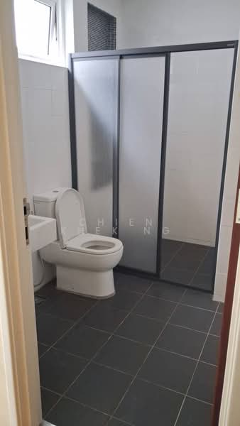 3.5-storey Terraced House for Sale in Tanjung Bungah (Penang) - Chien Khek Ng - Bathroom - PropertyGuru.com.my