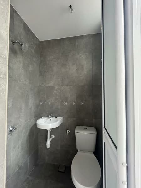 3-storey Terraced House for Sale in Taman Melawati (Ulu Kelang) - PeiGee . - Bathroom - PropertyGuru.com.my