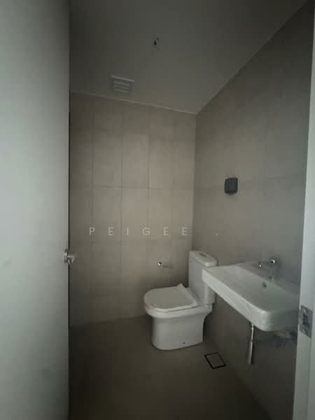3-storey Terraced House for Sale in Taman Melawati (Ulu Kelang) - PeiGee . - Bathroom - PropertyGuru.com.my