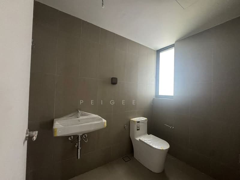 3-storey Terraced House for Sale in Taman Melawati (Ulu Kelang) - PeiGee . - Bathroom - PropertyGuru.com.my