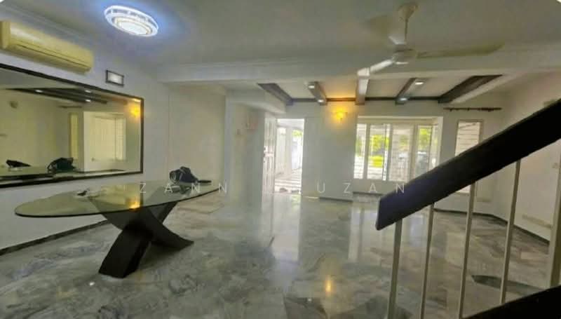 2-storey Terraced House for Sale in Taman Bukit Saga (Shah Alam) - Zann Fauzan - Living Room - PropertyGuru.com.my