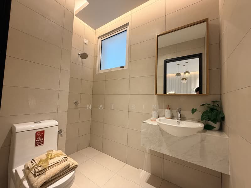 Service Residence for Sale at Vista Tiara (MBW Bay) - Nat Sin - Bathroom - PropertyGuru.com.my