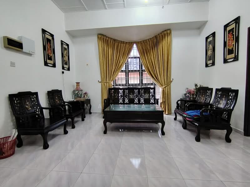 Semi-Detached House for Sale in Taman Sri Kluang (Kluang) - May Tan - Living Room - PropertyGuru.com.my
