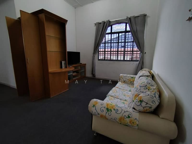 Semi-Detached House for Sale in Taman Sri Kluang (Kluang) - May Tan - Living Room - PropertyGuru.com.my