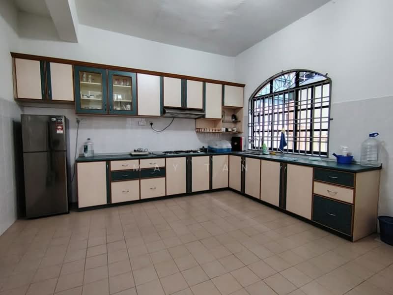 Semi-Detached House for Sale in Taman Sri Kluang (Kluang) - May Tan - Kitchen - PropertyGuru.com.my
