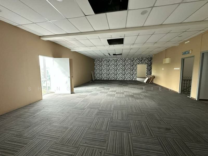 Shop / Office for Rent in Setia Tropika (Johor Bahru) - Sheng Cheng Tiew - Interior - PropertyGuru.com.my