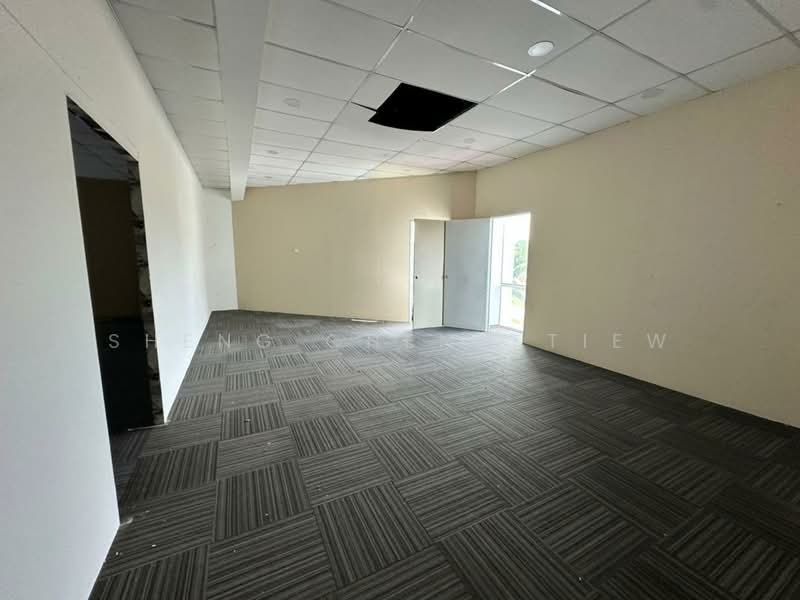 Shop / Office for Rent in Setia Tropika (Johor Bahru) - Sheng Cheng Tiew - Interior - PropertyGuru.com.my
