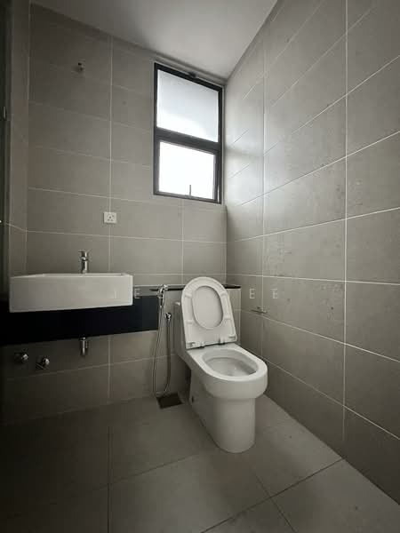 Semi-Detached House for Sale in Shah Alam (Selangor) - Jess Tee - Bathroom - PropertyGuru.com.my